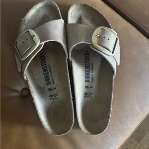 Birkenstock Madrid Big Buckle Nubuck Leather - Sandcastle 38